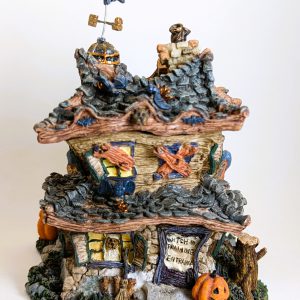 Boyds Bearly – Built Villages – “Punky Boobear’s Haunted Halloween House”