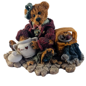 Boyds Bears & Friends – “Velma Q. Berriweather… The Cookie Queen”