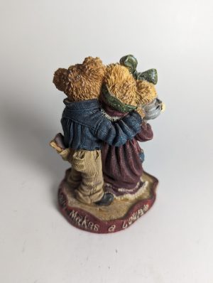 The Bearstone Collection – “Momma & Poppa McNewBear with Baby Bundles”