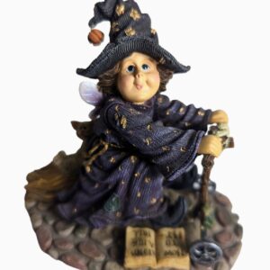 The Wee Folkstone Collection – “Hilda w/Scardy Cat & Ezra…Witch in Training”