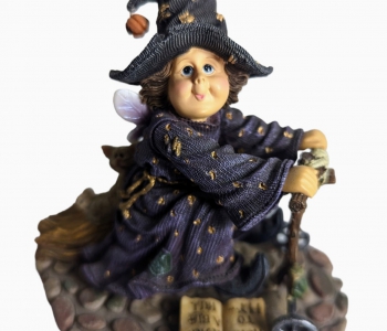 The Wee Folkstone Collection – “Hilda w/Scardy Cat & Ezra…Witch in Training”