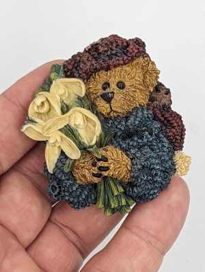 Boyds Bears Bearwear Pin – “Snowy…The First Sign of Spring”