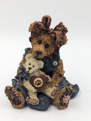Boyds Bears & Friends – “Momma McBear and Caledonia… Quiet Time”