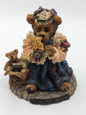 Boyds Bears & Friends – “The Collector”