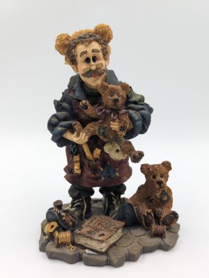 The Wee Folkstone Collection – “T.H. “Bean” … The Bearmaker Elf”