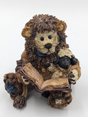 Boyds Bears & Friends – “Calenonia as The Narrator”