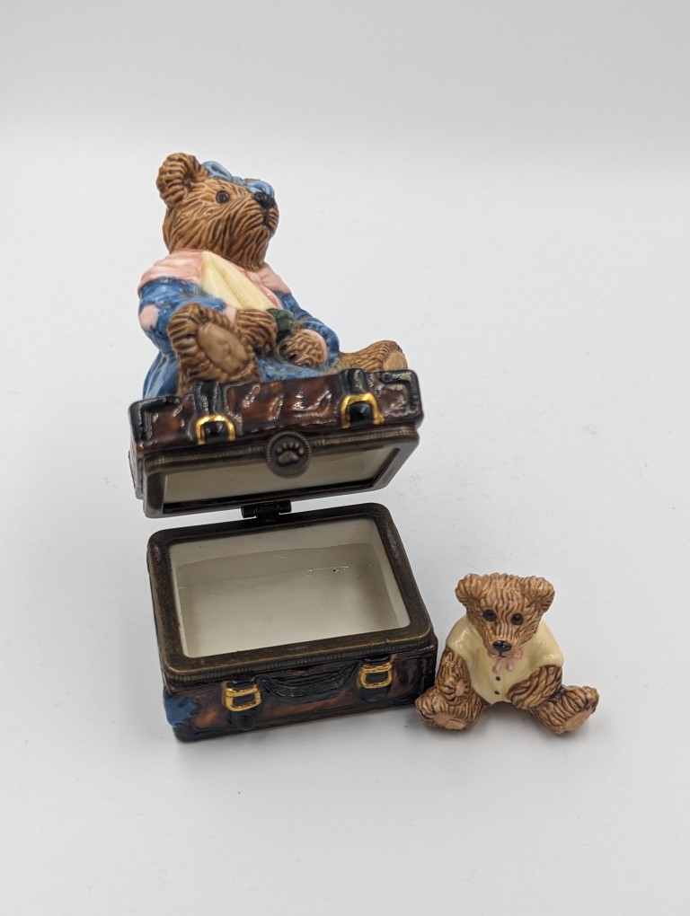 Sandylion bear sticker treasure kit ケース Sandylion bear sticker treasure kit ケース