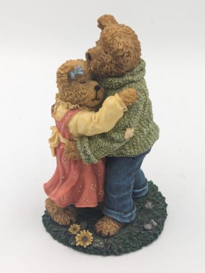 The Bearstone Collection – “Gary & Tina Together Forever”