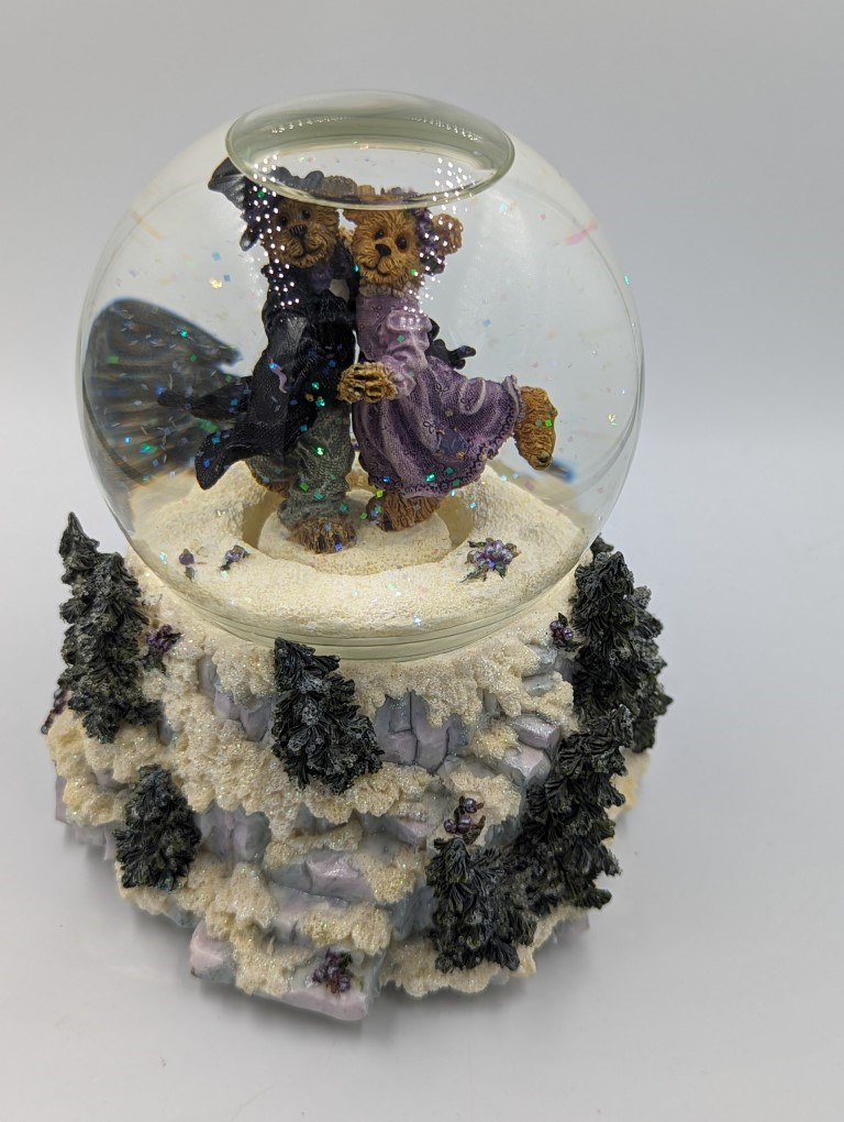 Boyds Bears Waterglobe - 