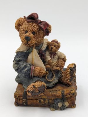 Boyds Bears & Friends – “Bailey Bear with Suitcase”