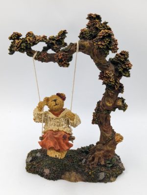 The Bearstone Collection – “Audrey Fallsbeary… Quiet Time”
