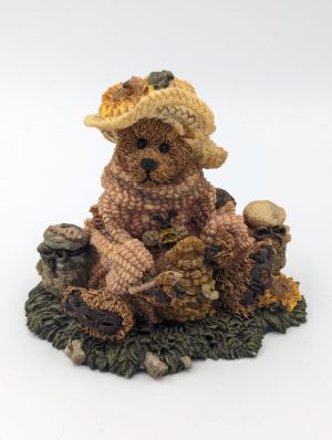 Boyds Bears & Friends – “Bailey…Honey Bear”