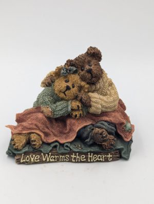 The Bearstone Collection – “Bobbi and Neil… Snuggle Up”