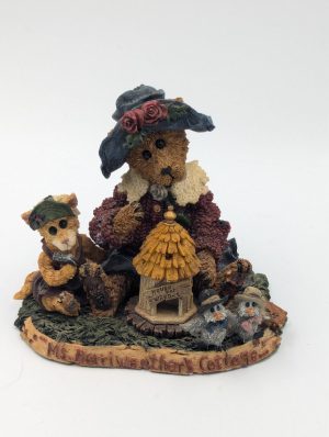 Boyds Bears & Friends – “Ms. Berriweather’s Cottage”