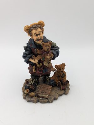 The Wee Folkstone Collection – “T.H. “Bean” … The Bearmaker Elf”