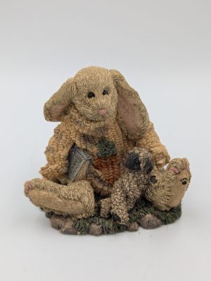 Boyds Bears & Friends – “Daphne Hare & Maisey Ewe”