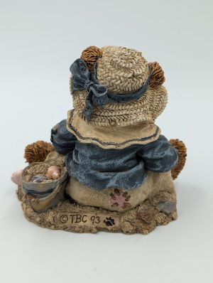 Boyds Bears & Friends – “Bailey at the Beach”