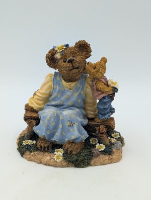 The Bearstone Collection – “Momma McBruin with Munchkin… I Love You”