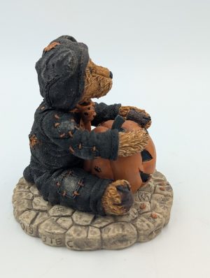 Boyds Bears & Friends – “Moriarty-The Bear In The Cat Suit”