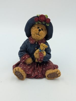 The Bearstone Collection – “Momma McBear w/Little Tot… Safe in Momma’s Arms”