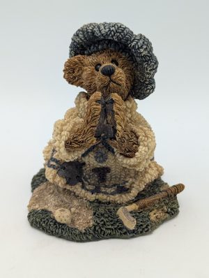 Boyds Bears & Friends – “Sebastian’s Prayer”