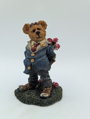 Boyds Bears & Friends – “Franklin T. Rosenbearg… Bearing You Roses”