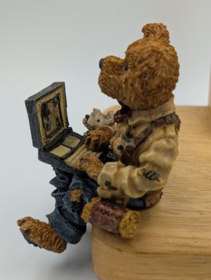 The Bearstone Collection – “Neville… Compubear”