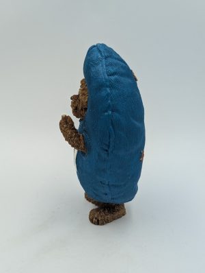 Boyds Bears & Friends – “Blue M&M Peeker”