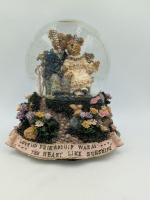 Boyds Bears Waterglobe – “Love and Friendship Warm… The Heart Like Sunshine”