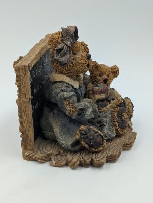Boyds Bears & Friends – “Miss Bruin & Bailey…the Lesson”