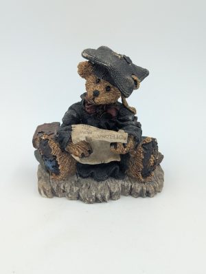 Boyds Bears & Friends – “Grenville… the Graduate”