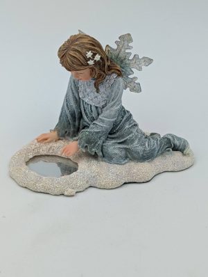 Boyds Bears & Friends – The Faeriefrost Collection – “Crystalyn Faerieglance… Nature’s Mirror”