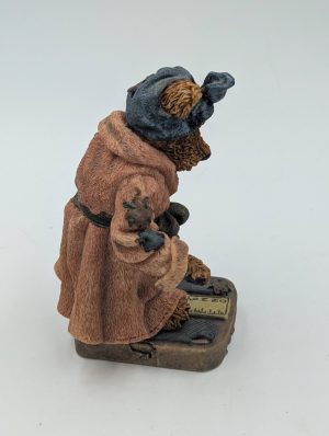 Boyds Bears & Friends – “Ms Griz…Saturday Night”